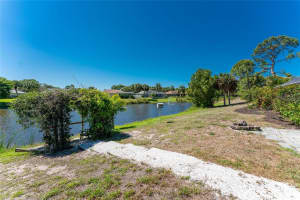 7270 San Casa Dr, Englewood, FL 34224, Sold 05/03/22
