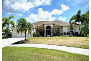 211 LAKE VICTORIA CT, ENGLEWOOD, FL 34223 Sold 11/22/22