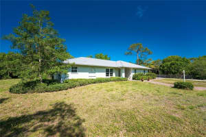 1121 Gladstone Blvd, Englewood, FL 34223, Sold 04/29/22