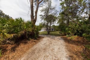 1785 Bayshore Dr, Englewood, FL 34223, Sold 05/13/22