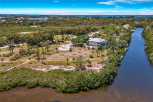 10230 CREEKSIDE DR, PLACIDA, FL 33946 Sold 12/29/22
