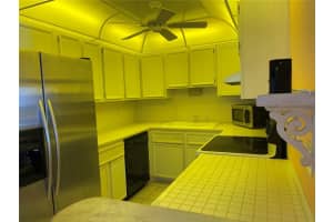 5855 MIDNIGHT PASS RD #621, SARASOTA, FL 34242 Sold 10/07/22