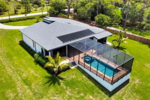 1095 BAYSHORE DR, ENGLEWOOD, FL 34223 Sold 11/18/22
