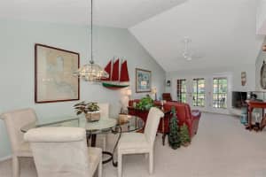 410 PINE HOLLOW CIR #410, ENGLEWOOD, FL 34223 Sold 07/19/22