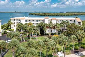 1751 BEACH RD #403, ENGLEWOOD, FL 34223 Sold 09/09/22