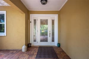 965 BAYSHORE DR, ENGLEWOOD, FL 34223 Sold 03/03/23