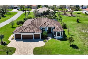 2 WINDWARD RD, PLACIDA, FL 33946 Sold 04/18/23