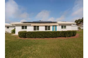 422 Circlewood Dr, Venice, FL 34293, Sold 04/14/23