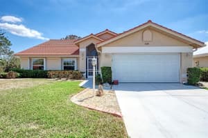 8389 Creekview Ln