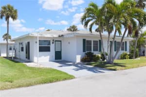 1977 Beach Road 72, Englewood, Florida 34223