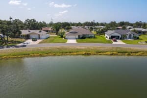 8 CHARLESTON CIRCLE, ENGLEWOOD, FL 34223 Sold 08/22/23