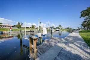 43 OAKWOOD DRIVE, ENGLEWOOD, FL 34223 Sold 10/12/23