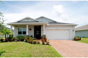 3504 74TH AVENUE CIRCLE, SARASOTA, FL 34243 Sold 08/02/23