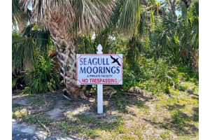8263 ESTHER STREET, ENGLEWOOD, FL 34224 Sold 10/10/23