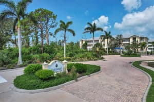 102 NATURES WAY, ROTONDA WEST, FL 33947 Sold 01/30/25