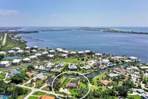 560 LOOKOUT ALLEY, PLACIDA, FL 33946 Sold 05/22/24