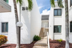 2955 BEACH ROAD, ENGLEWOOD, FL 34223 Sold 10/13/23