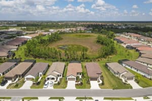 320 PALMARIA COURT, NOKOMIS, FL 34275 Sold 10/30/23