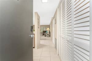 2950 BEACH ROAD, ENGLEWOOD, FL 34223 Sold 02/07/24