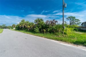 2162 DOOLITTLE LANE, PORT CHARLOTTE, FL 33953 - MLS#MFRD6132675