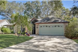 6193 BONAVENTURE COURT, SARASOTA, FL 34243 Sold 05/13/24