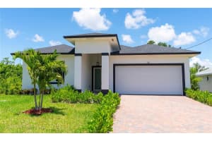 118 Green Pine Park, ROTONDA WEST