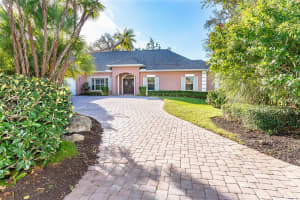 33 GOLF VIEW DRIVE, ENGLEWOOD, FL 34223 Sold 06/14/24