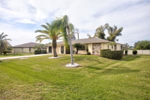 948 ANDREWS AVENUE, PORT CHARLOTTE, FL 33948 Sold 05/28/25