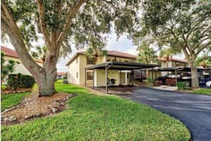 523 PINE HOLLOW CIRCLE, ENGLEWOOD, FL 34223 Sold 04/19/24
