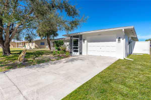 241 Caddy Rd, ROTONDA WEST