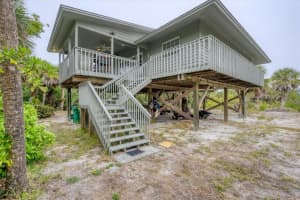 10500 YACHT BASIN DRIVE, PLACIDA, FL 33946 Sold 04/01/24