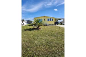 6276 Oriole Blvd, ENGLEWOOD