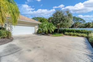10776 SALVADOR DALI CIRCLE, ENGLEWOOD, FL 34223 Sold 12/06/24