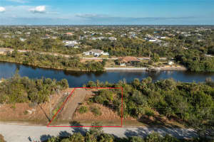 10136 COCOA BEACH STREET, PORT CHARLOTTE, FL 33981 - MLS#MFRD6135128