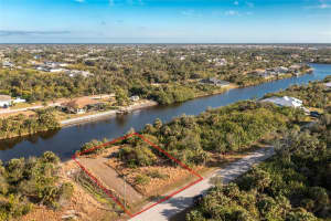 10136 COCOA BEACH STREET, PORT CHARLOTTE, FL 33981 - MLS#MFRD6135128