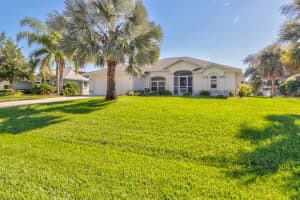 26 Long Meadow Ln, ROTONDA WEST
