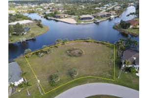 15374 ANCEL CIRCLE, PORT CHARLOTTE, FL 33981 - MLS#MFRD6135690