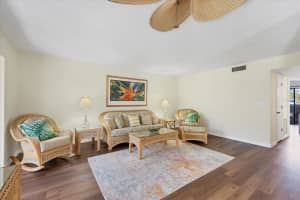 16 QUAILS RUN BOULEVARD, ENGLEWOOD, FL 34223 Sold 07/30/25