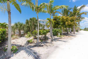 301 GULF BOULEVARD, PLACIDA, FL 33946 Sold 06/07/24