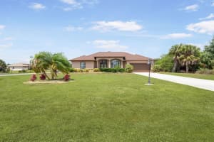126 ISLAND COURT, ROTONDA WEST, FL 33947 Sold 10/17/24