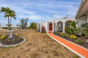 91 ROTONDA CIRCLE, ROTONDA WEST, FL 33947 Sold 11/07/24