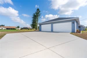 142 MARK TWAIN LANE, ROTONDA WEST, FL 33947 Sold 05/15/25