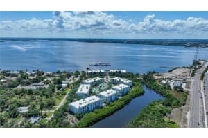 5125 MELBOURNE STREET, PUNTA GORDA, FL 33980 Sold 02/06/25