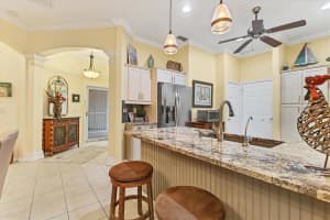 2095 LYNX RUN, NORTH PORT, FL 34288 Sold 01/21/25