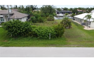 8356 TECUMSEH CIRCLE, PORT CHARLOTTE, FL 33981 - MLS#MFRD6137262