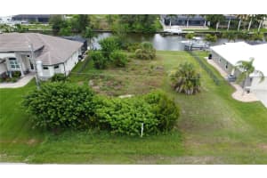 8356 TECUMSEH CIRCLE, PORT CHARLOTTE, FL 33981 - MLS#MFRD6137262