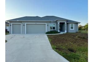 261 BROADMOOR LANE, ROTONDA WEST, FL 33947 Sold 08/29/25