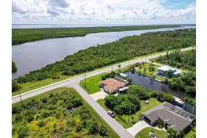 15964 VISCOUNT CIRCLE, PORT CHARLOTTE, FL 33981 Sold 08/04/25