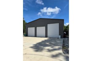 881 BAYSHORE DRIVE, ENGLEWOOD, FL 34223 Sold 02/04/25