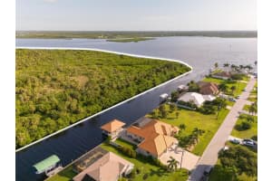 2925 VANCE TERRACE, PORT CHARLOTTE, FL 33981 - MLS#MFRD6137863